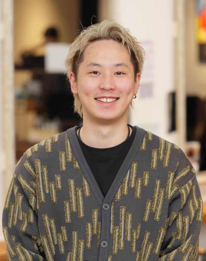 スタッフ